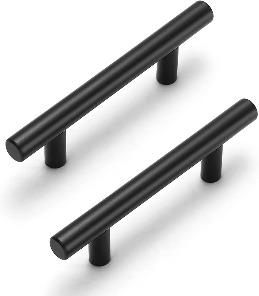 Black vs Matte Black Cabinet Hardware: 2026 Kitchen Trends
