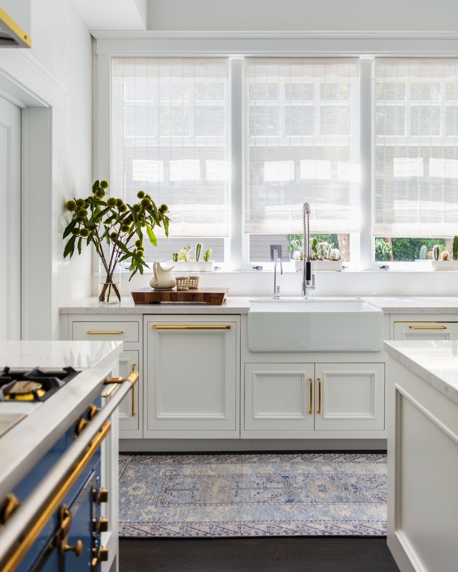modern cabinet pulls