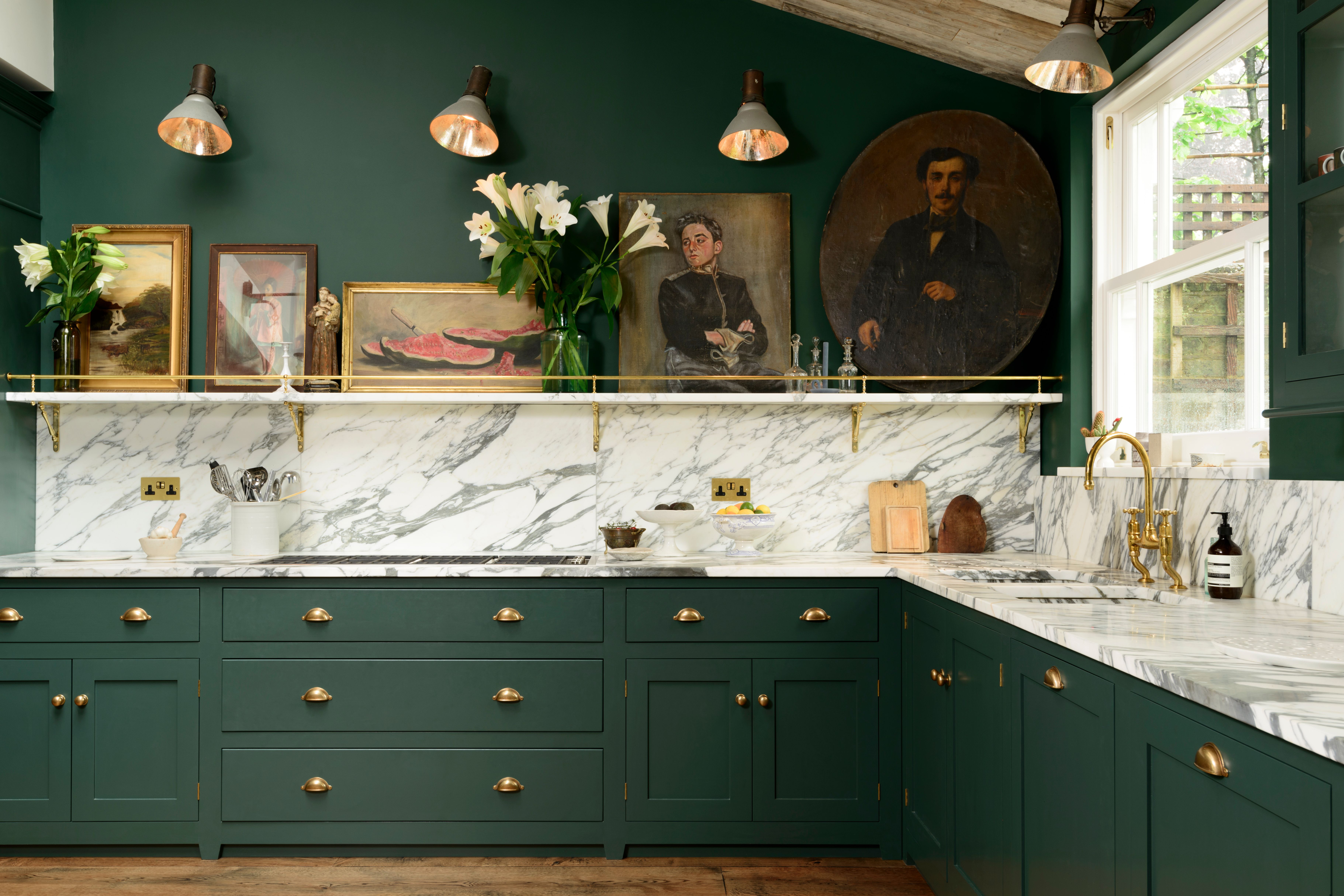 2026 Cabinet Hardware Trends: The Rise of Warm Black and Brushed Brass Kitchen Cabinet Hardware Sets
