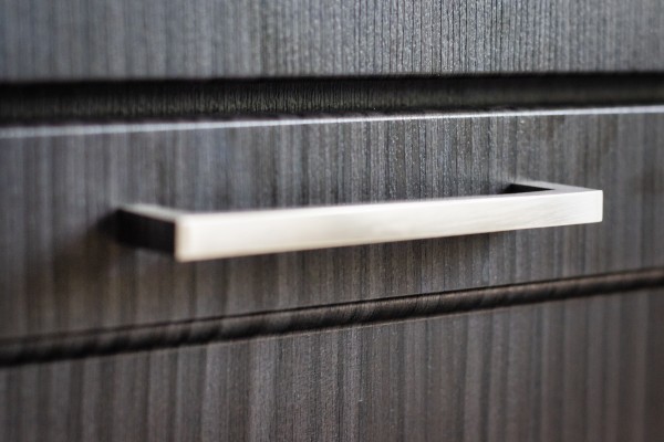 modern cabinet pulls